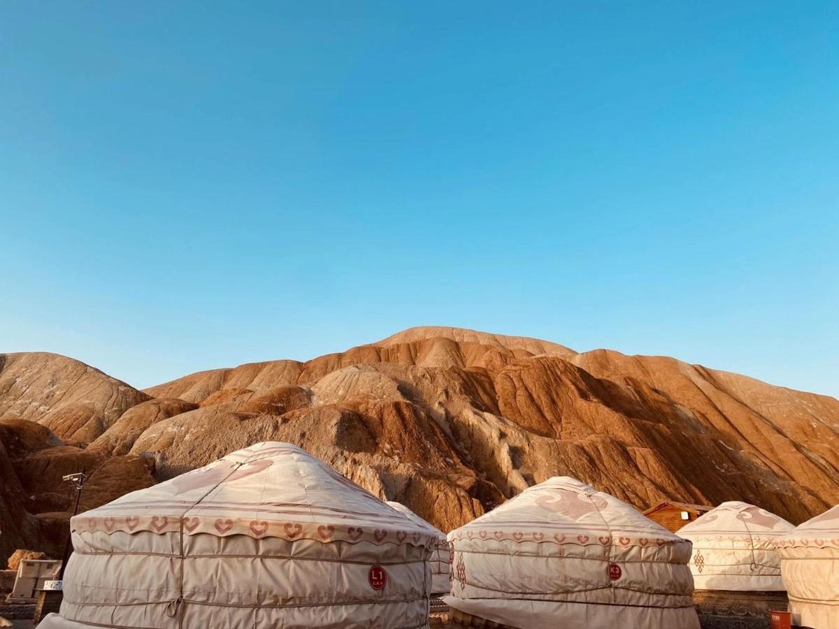 Kaoshan Tent Zhangye Exterior foto